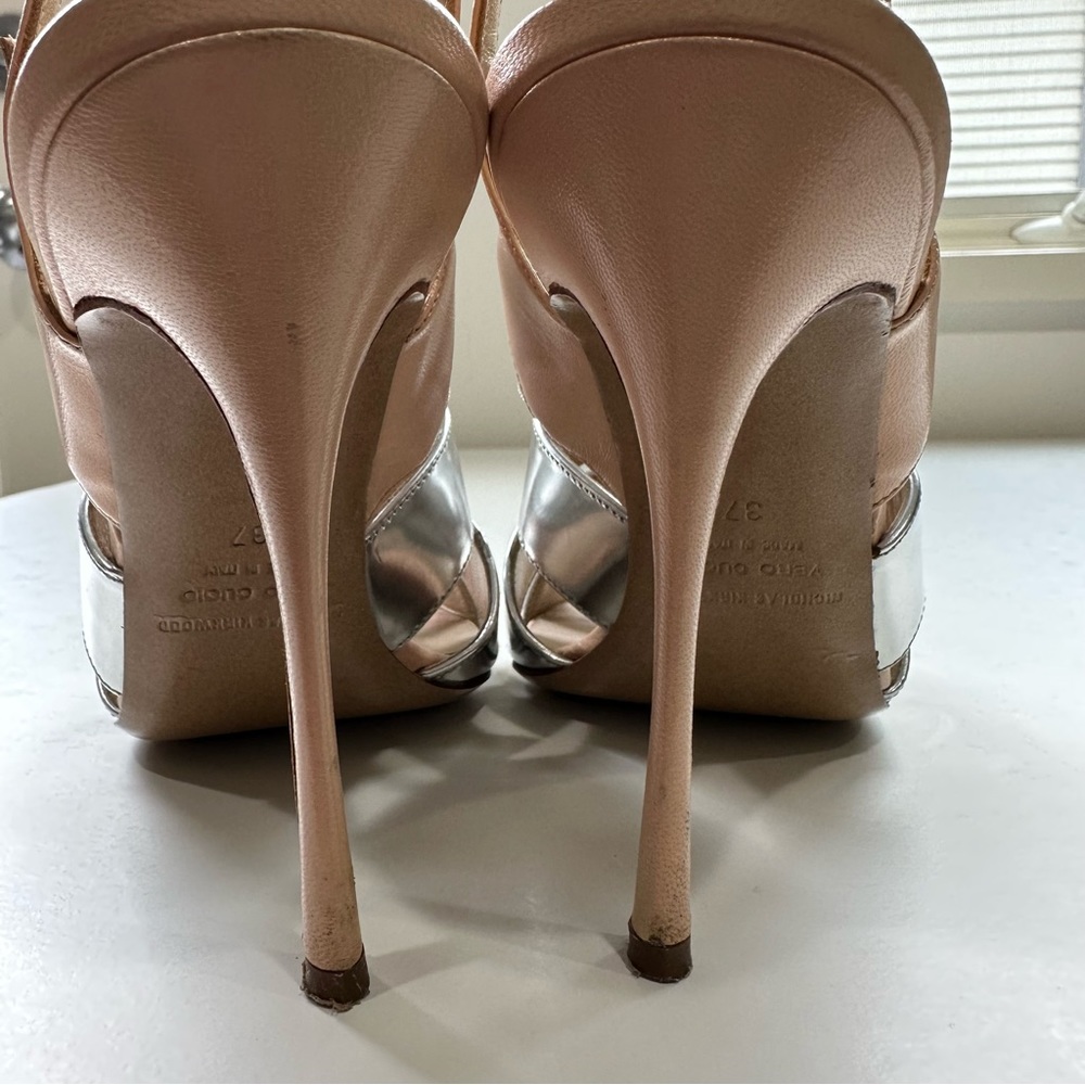 Nicholas Kirkwood Metallic Silver and Nude Heels with Black Details, Size: 37 - Picture 8 of 13